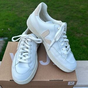 Veja bi-color ladies sneakers